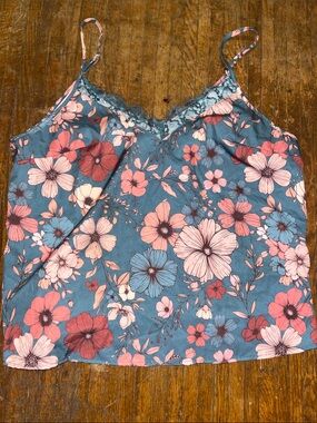 3/$15. SHEIN Cami top 1XL